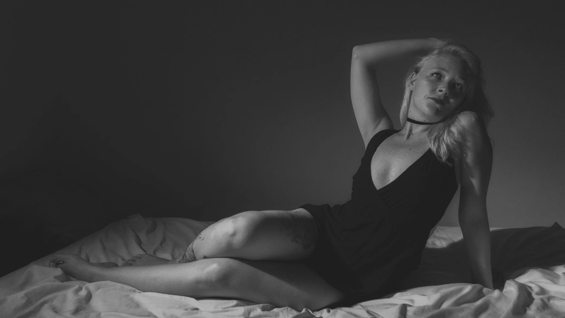 Black-and-white boudoir portrait created during a private studio session in Mauritius